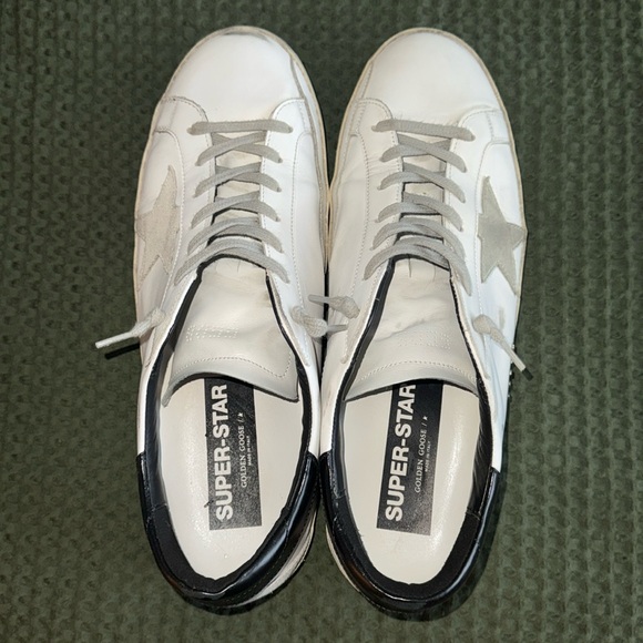 Men Golden Goose super star with black heel tab - Picture 1 of 7